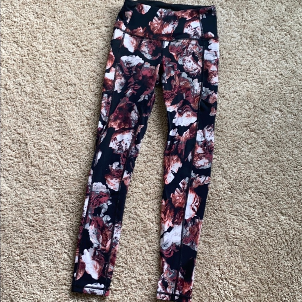 Victoria sport floral leggings